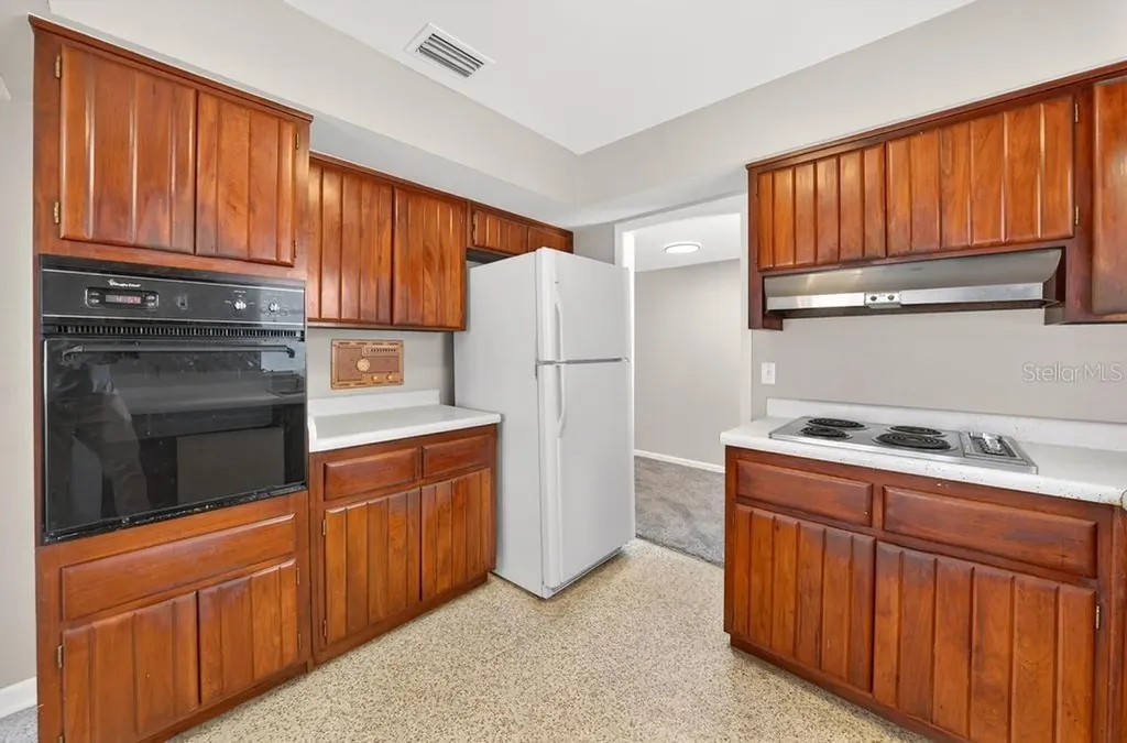 419 Krueger Street Orlando FL 32839