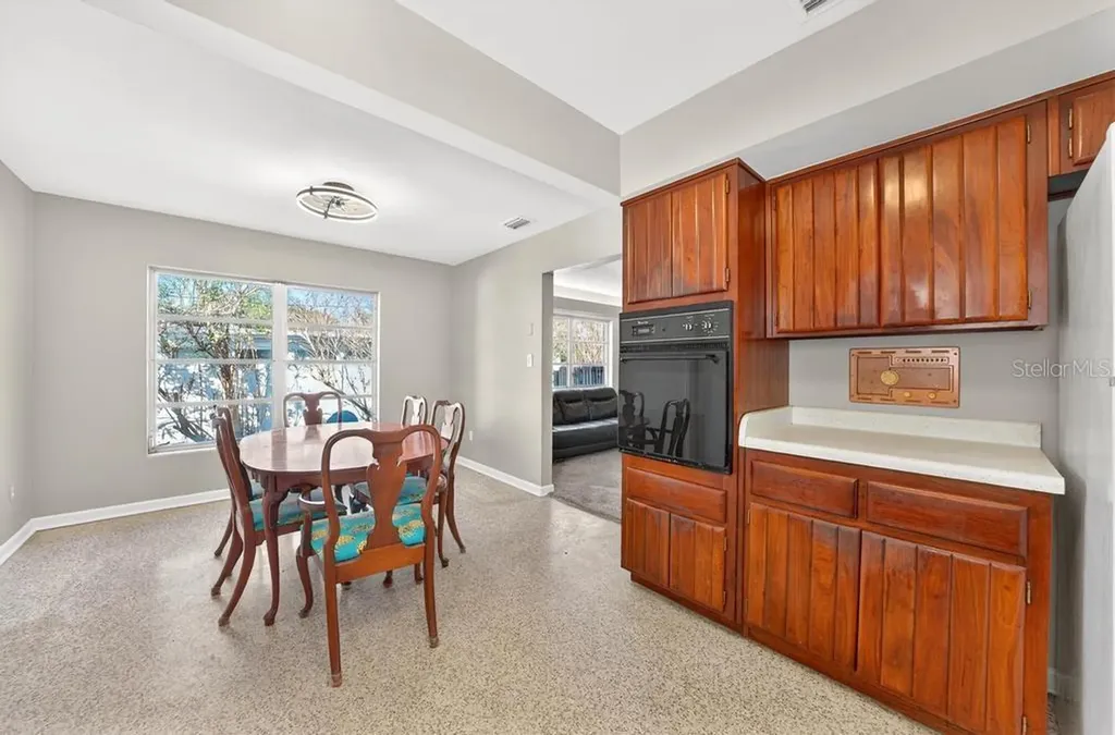 419 Krueger Street Orlando FL 32839