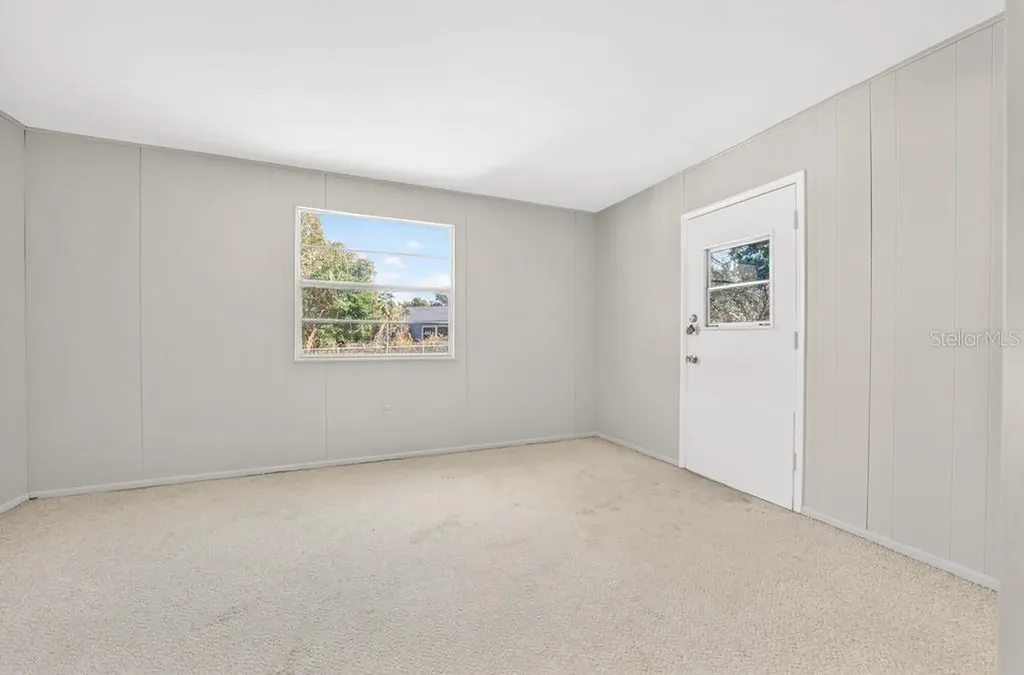 419 Krueger Street Orlando FL 32839