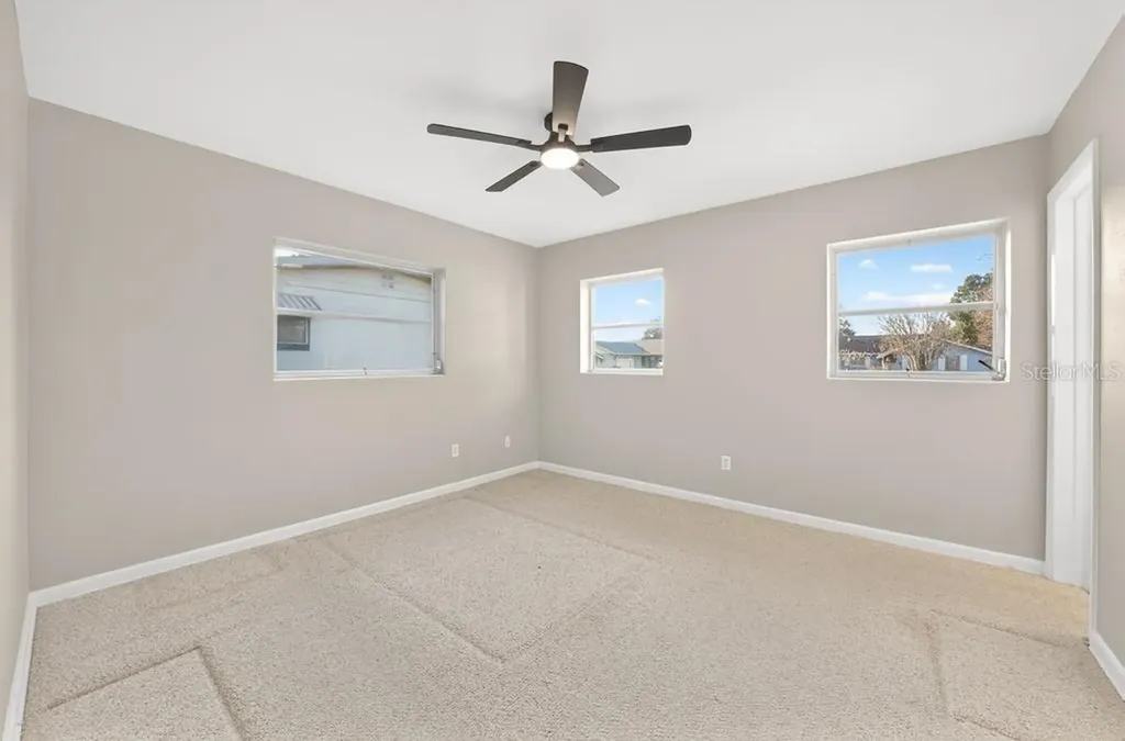 419 Krueger Street Orlando FL 32839