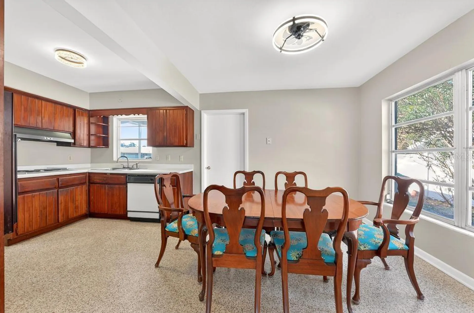 419 Krueger Street Orlando FL 32839