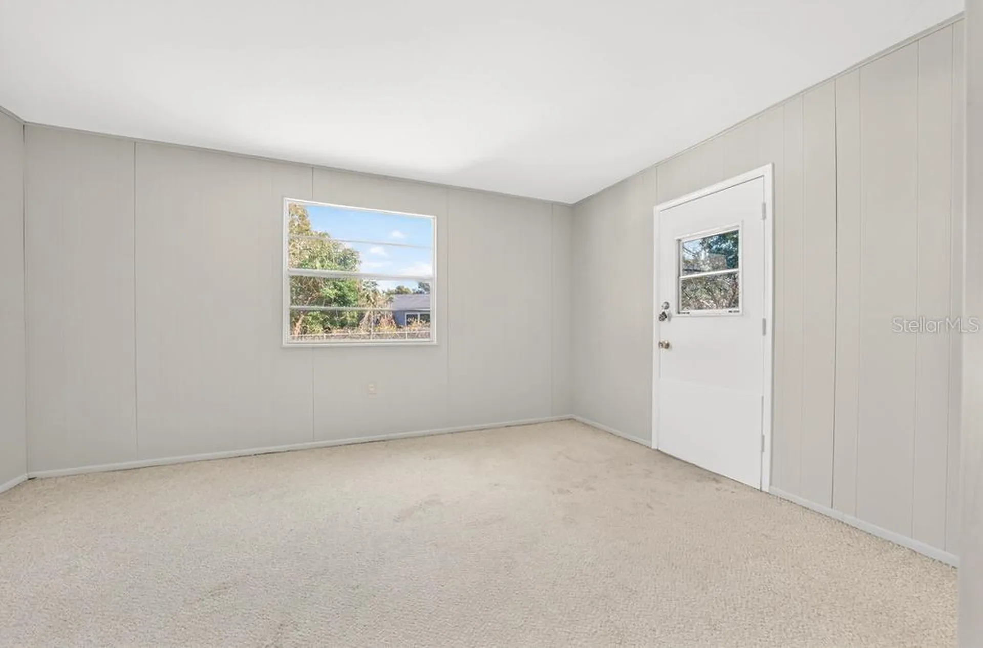 419 Krueger Street Orlando FL 32839