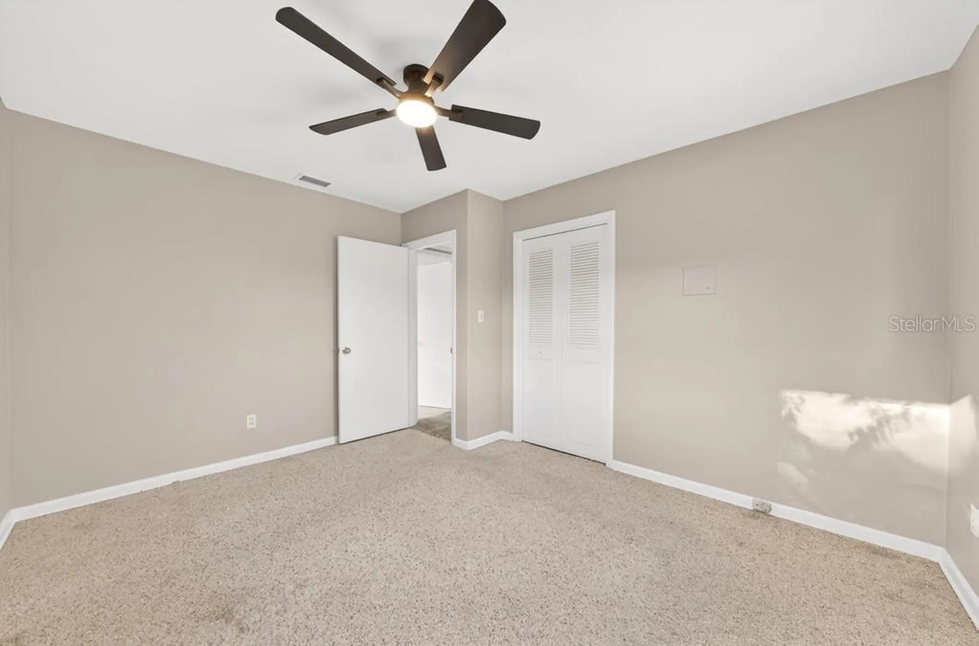 419 Krueger Street Orlando FL 32839
