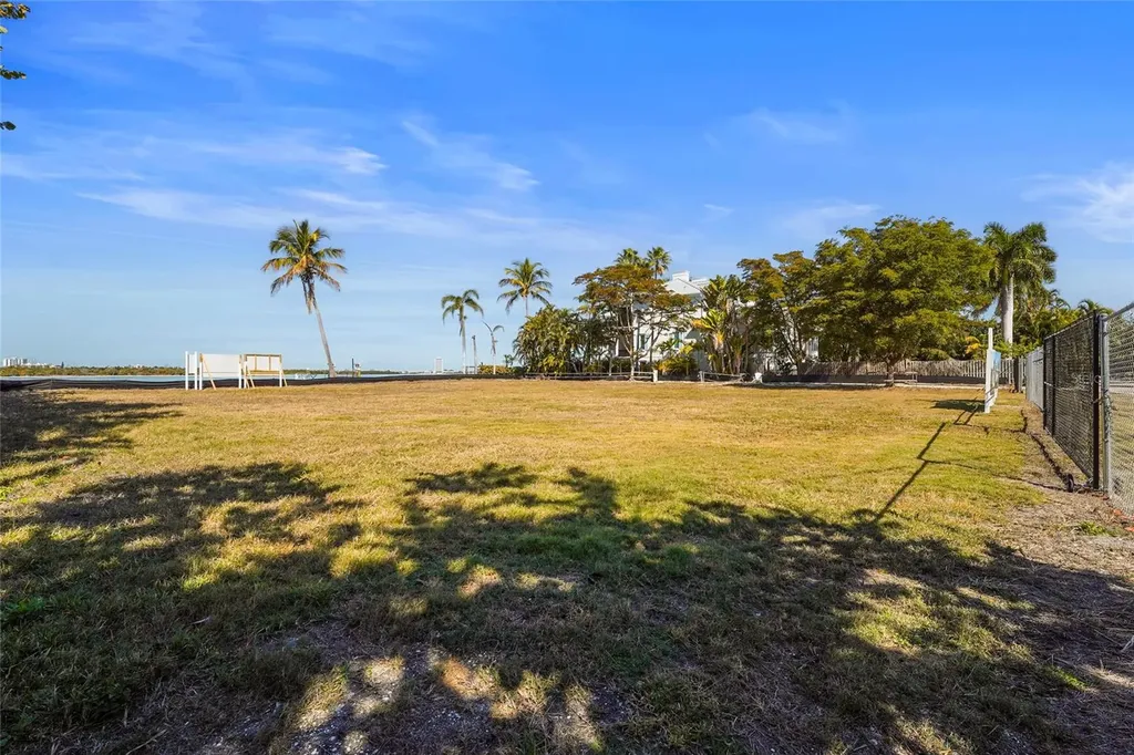 3550 Bayou Louise Lane Sarasota FL 34242