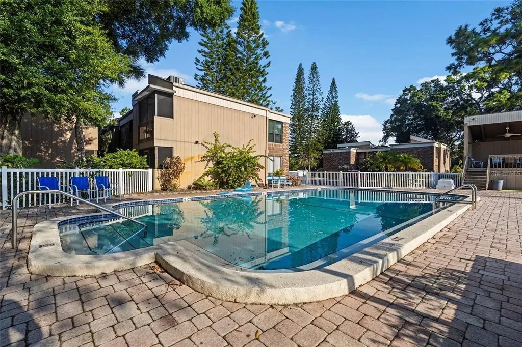 10423 Carrollbrook Circle Tampa FL 33618
