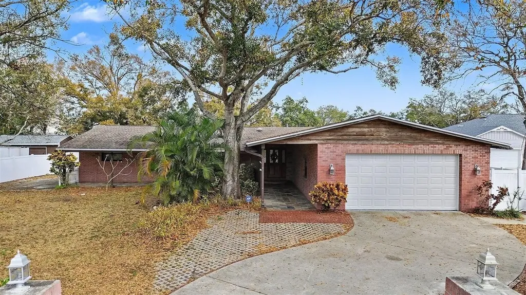 5967 102nd Avenue N Pinellas Park FL 33782