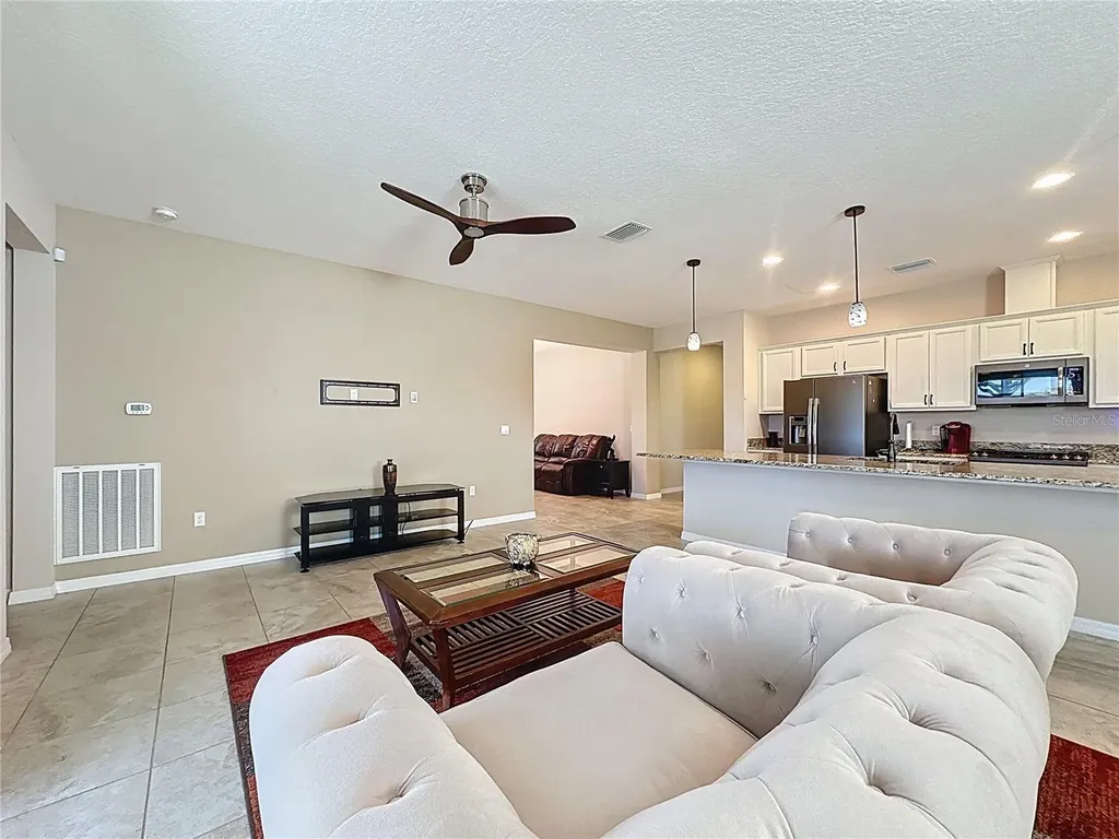 306 Alcove Drive Groveland FL 34736