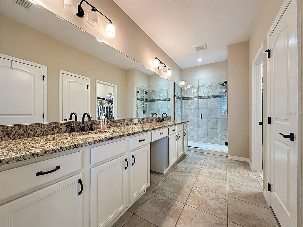 306 Alcove Drive Groveland FL 34736