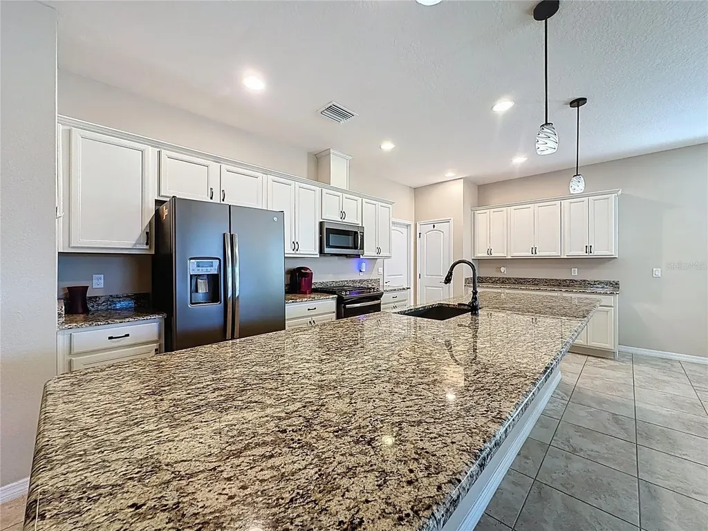 306 Alcove Drive Groveland FL 34736