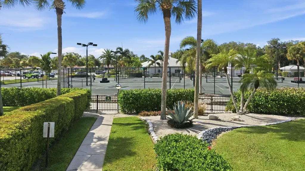 1611 Slate Court Venice FL 34292