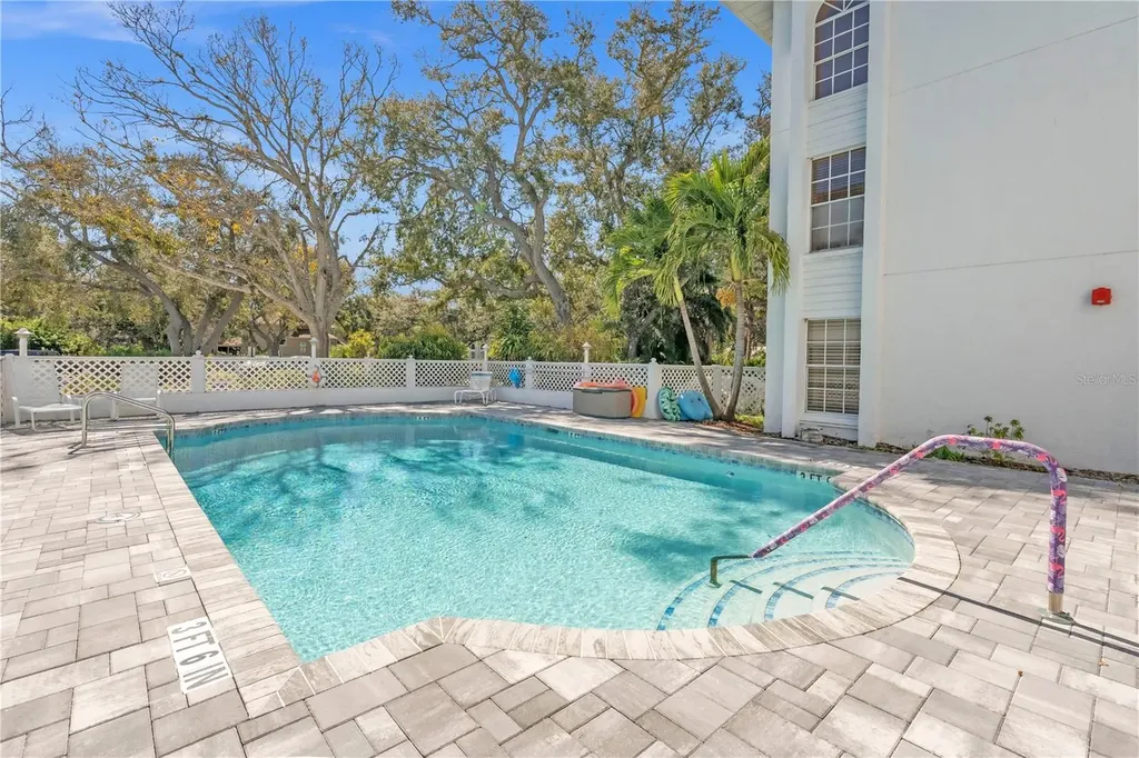 6304 Pointe West Boulevard Bradenton FL 34209