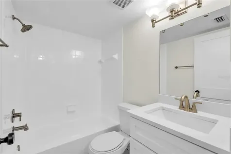 6304 Pointe West Boulevard Bradenton FL 34209