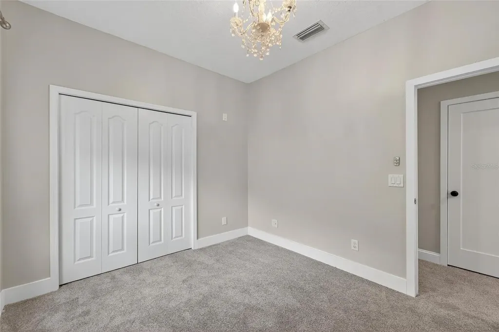 2502 Bonterra Boulevard Valrico FL 33594