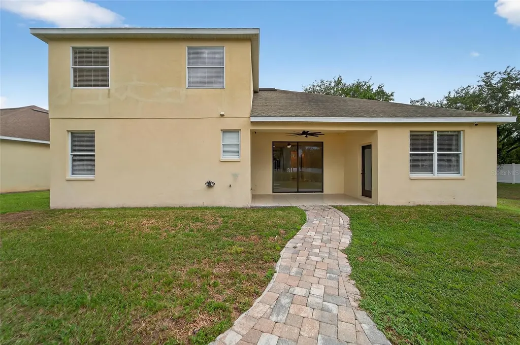 2502 Bonterra Boulevard Valrico FL 33594