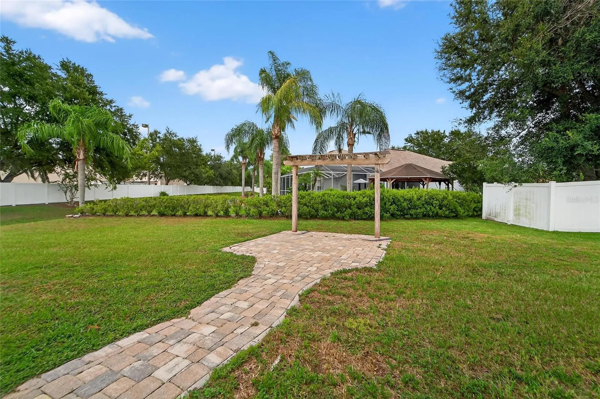2502 Bonterra Boulevard Valrico FL 33594