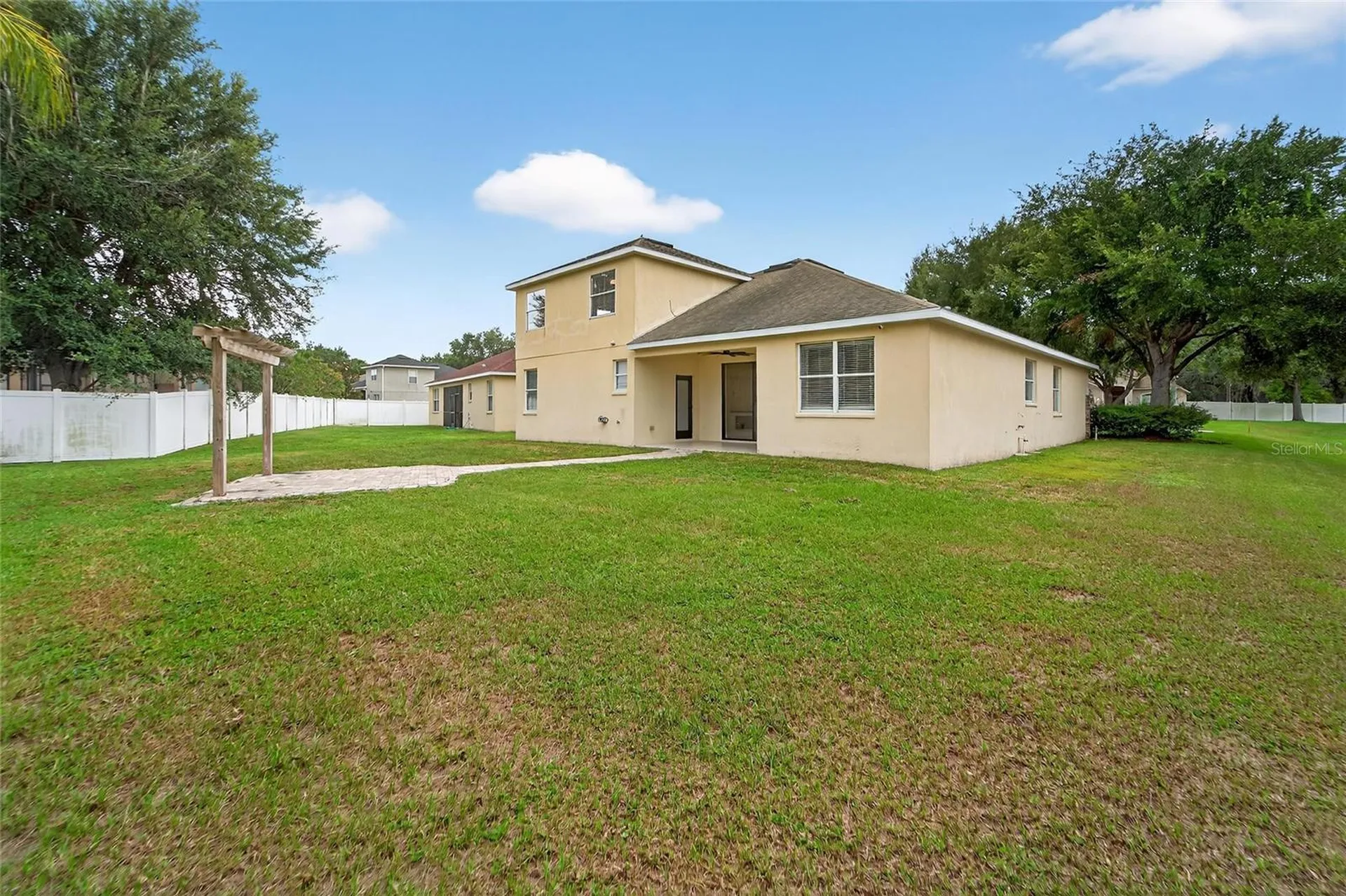 2502 Bonterra Boulevard Valrico FL 33594