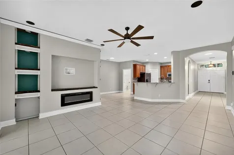 2502 Bonterra Boulevard Valrico FL 33594