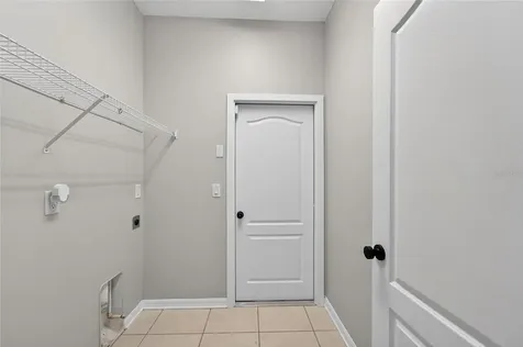 2502 Bonterra Boulevard Valrico FL 33594