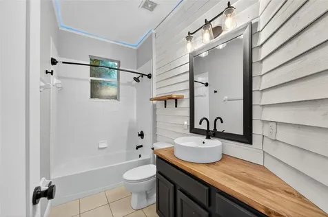 2502 Bonterra Boulevard Valrico FL 33594