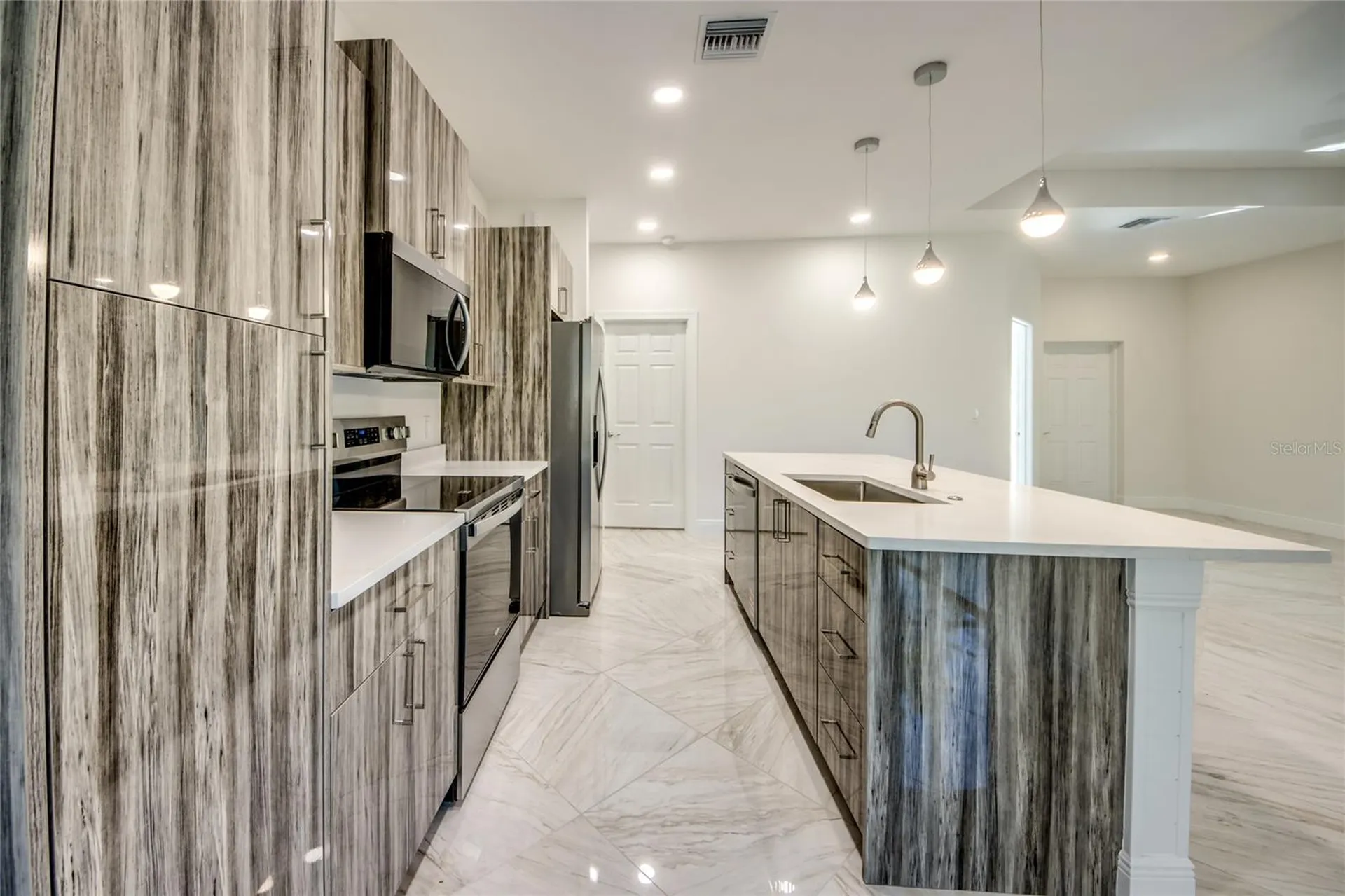 2512 48th Street W Lehigh Acres FL 33971