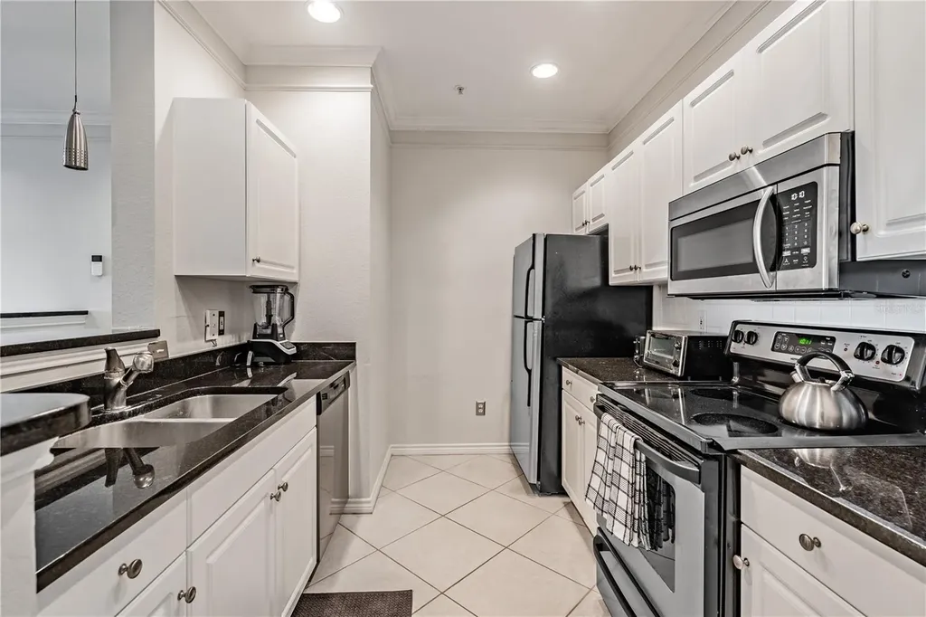 4307 Bayside Village Drive Tampa FL 33615