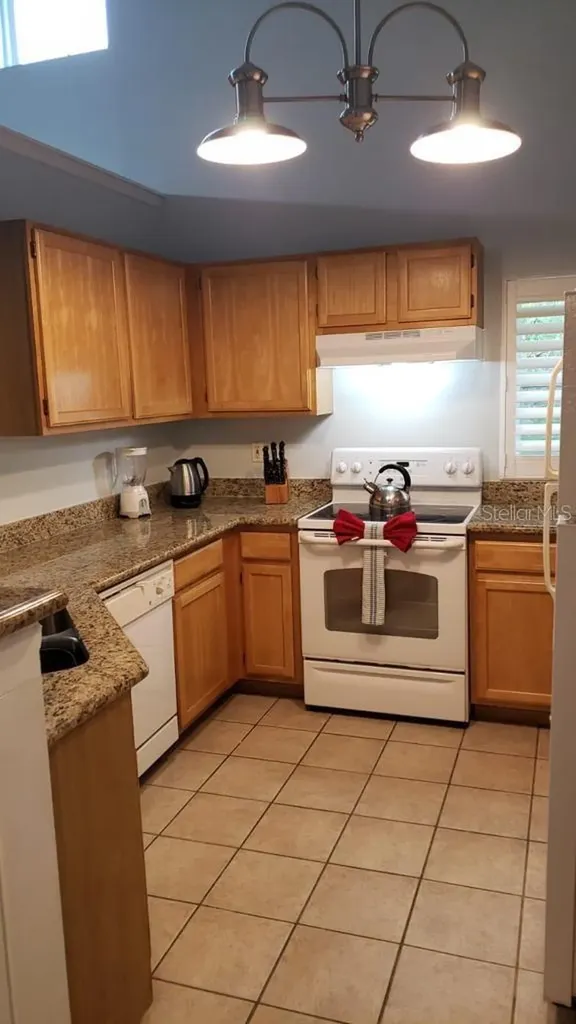 5006 Mangrove Alley Kissimmee FL 34746