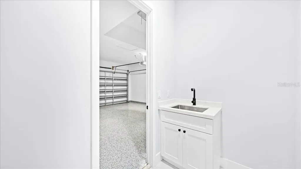 1201 NE 15th Terrace Cape Coral FL 33909