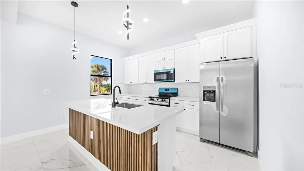 1201 NE 15th Terrace Cape Coral FL 33909