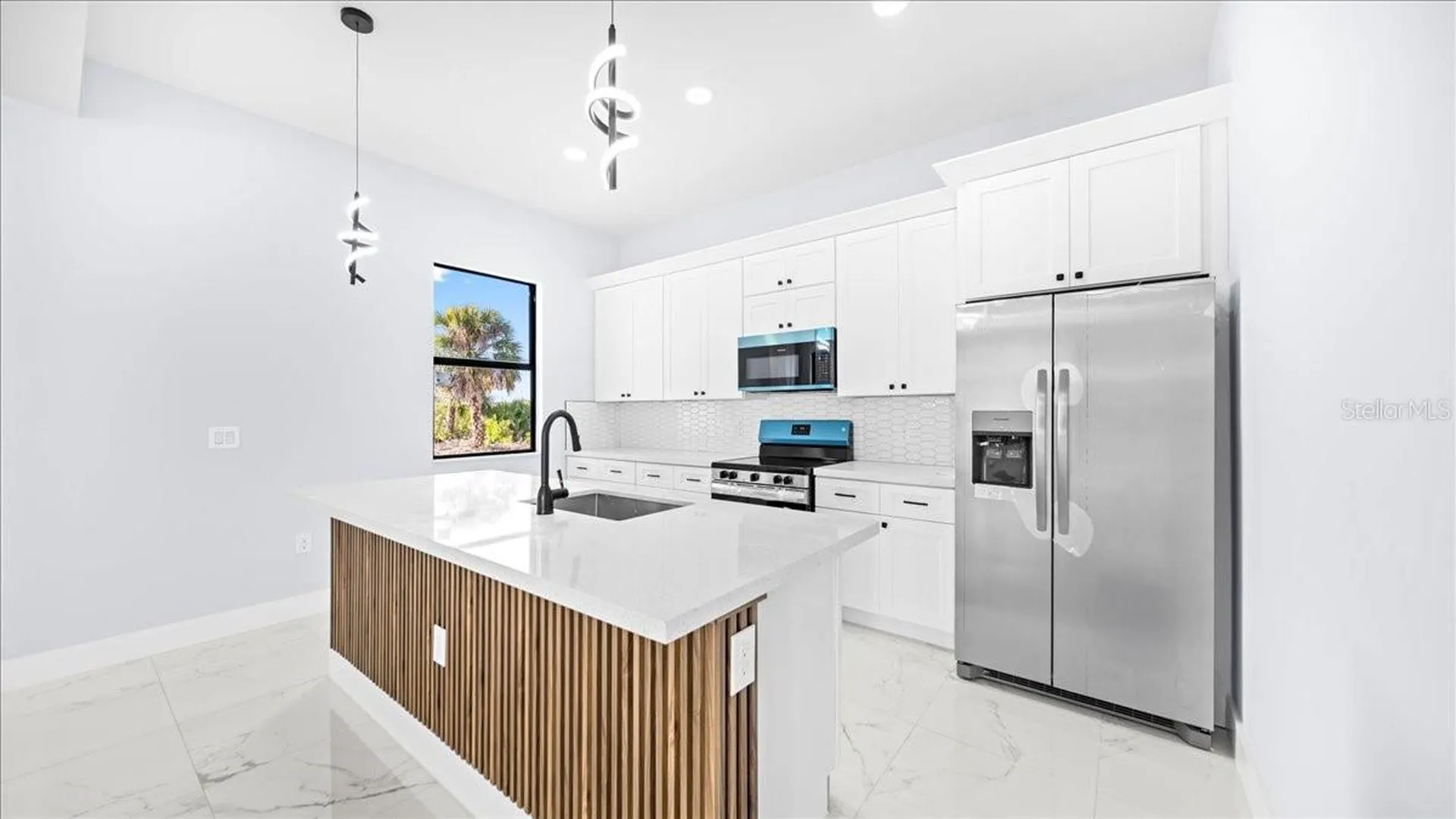 1201 NE 15th Terrace Cape Coral FL 33909