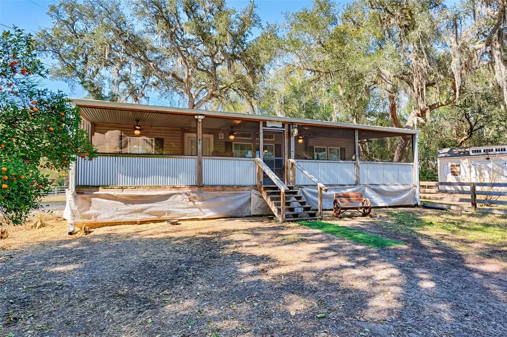1208 N County Road 315 Melrose FL 32666