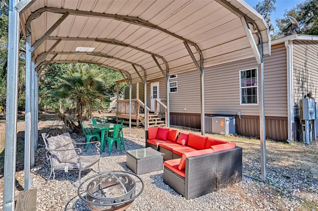1208 N County Road 315 Melrose FL 32666