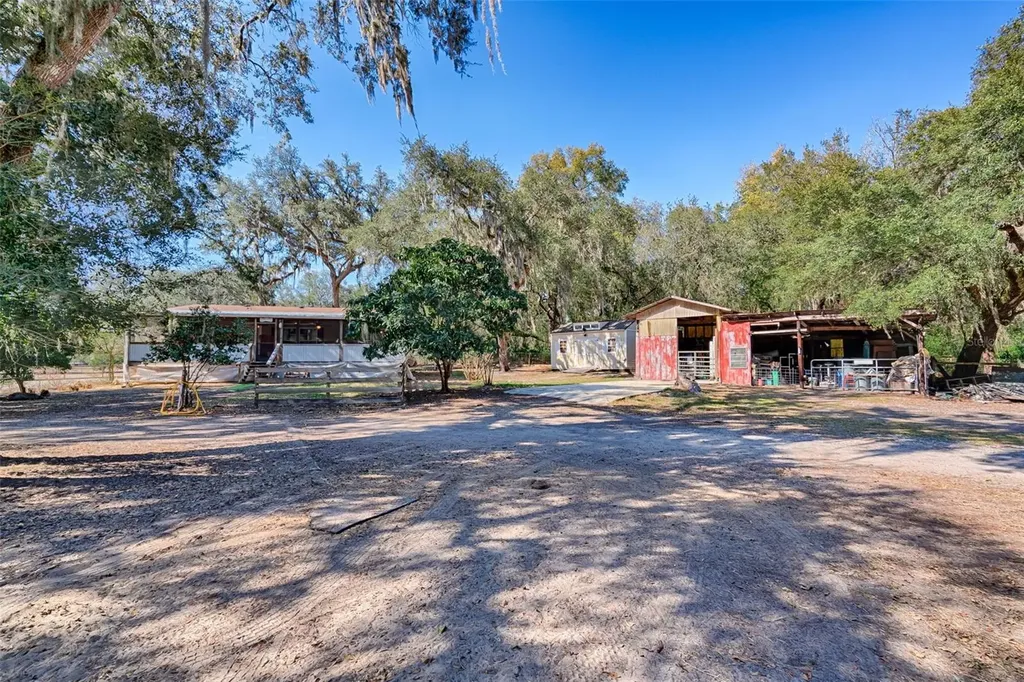 1208 N County Road 315 Melrose FL 32666