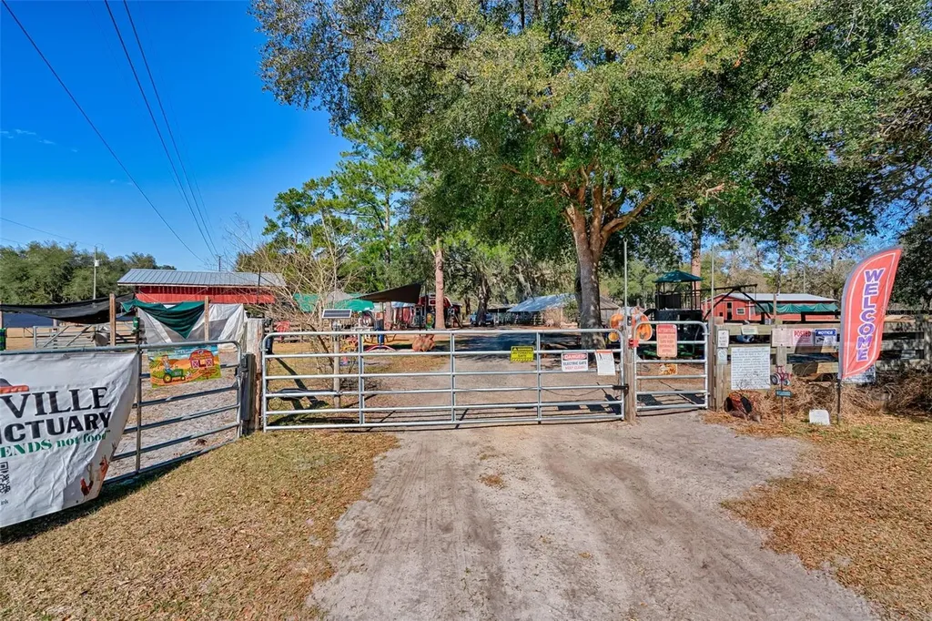 1208 N County Road 315 Melrose FL 32666