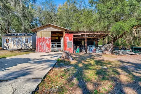 1208 N County Road 315 Melrose FL 32666