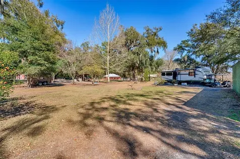 1208 N County Road 315 Melrose FL 32666