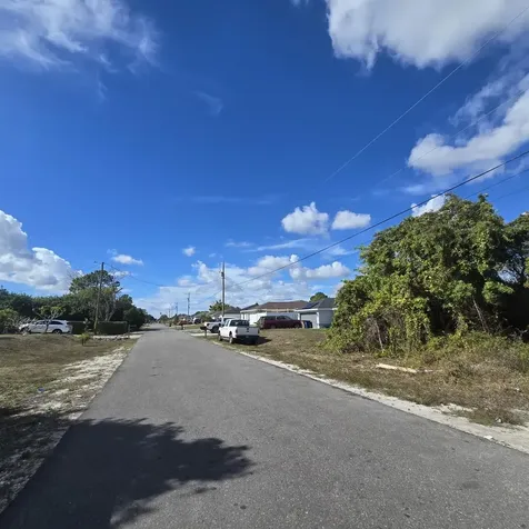 2804 E 11th Street Lehigh Acres FL 33972
