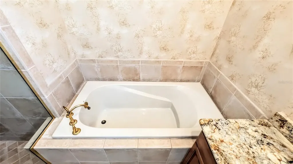 124 Turquoise Lane Osprey FL 34229