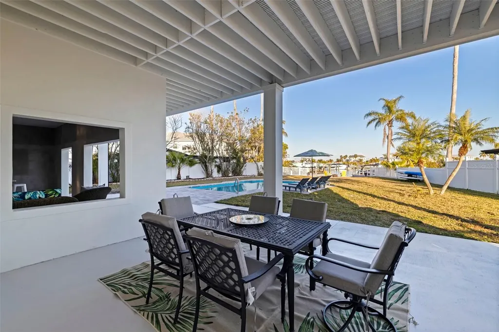 605 115th Avenue Treasure Island FL 33706