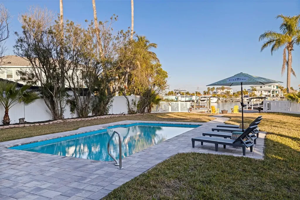605 115th Avenue Treasure Island FL 33706
