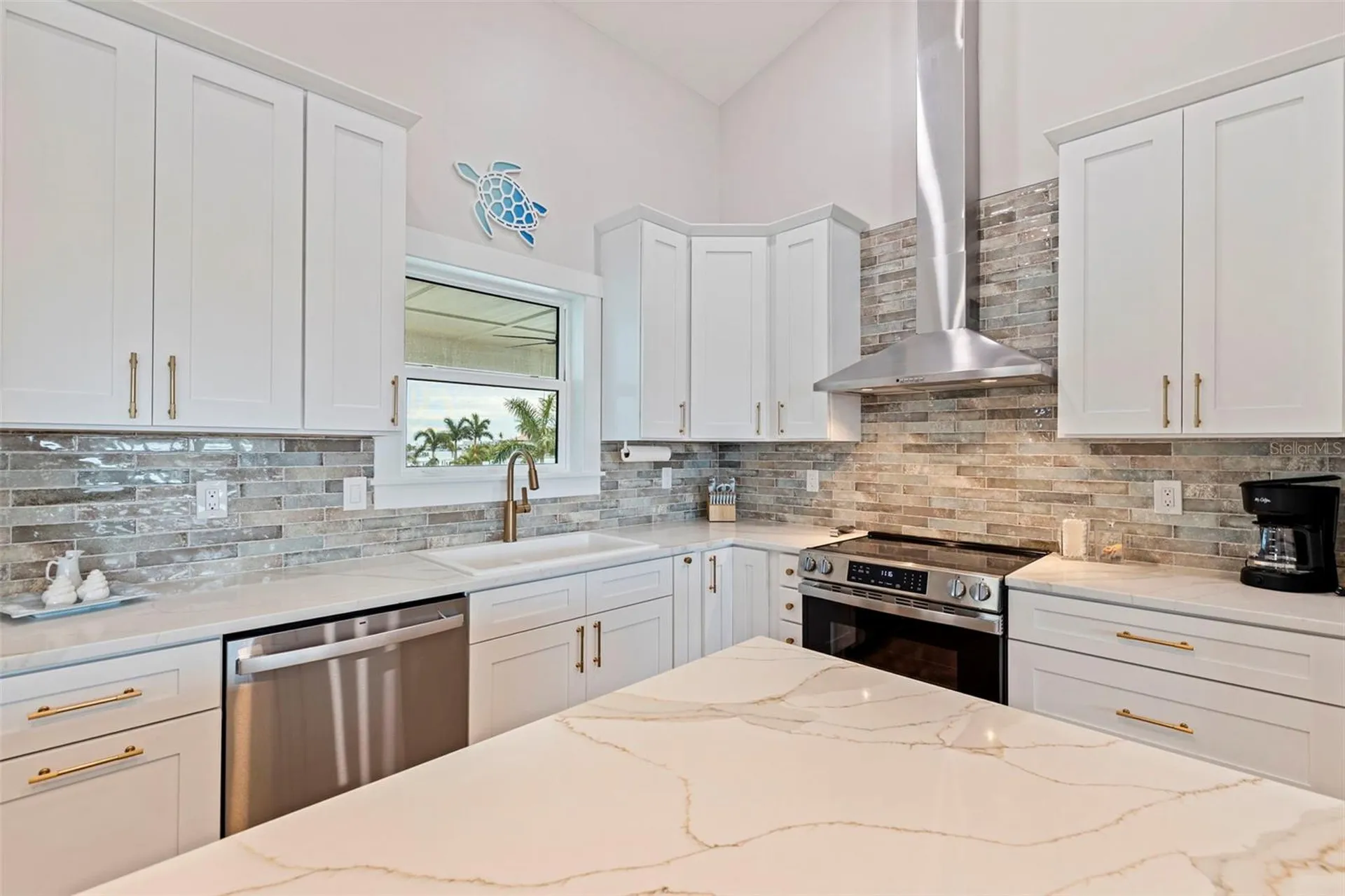 605 115th Avenue Treasure Island FL 33706