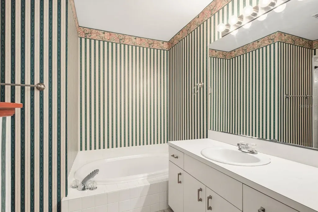 2128 Clover Hill Road Palm Harbor FL 34683
