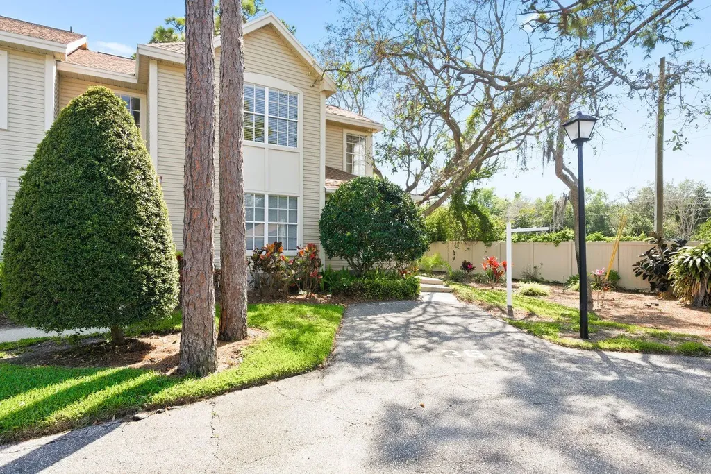 2128 Clover Hill Road Palm Harbor FL 34683
