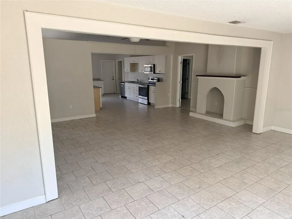 3280 Shingler Terrace Deltona FL 32738