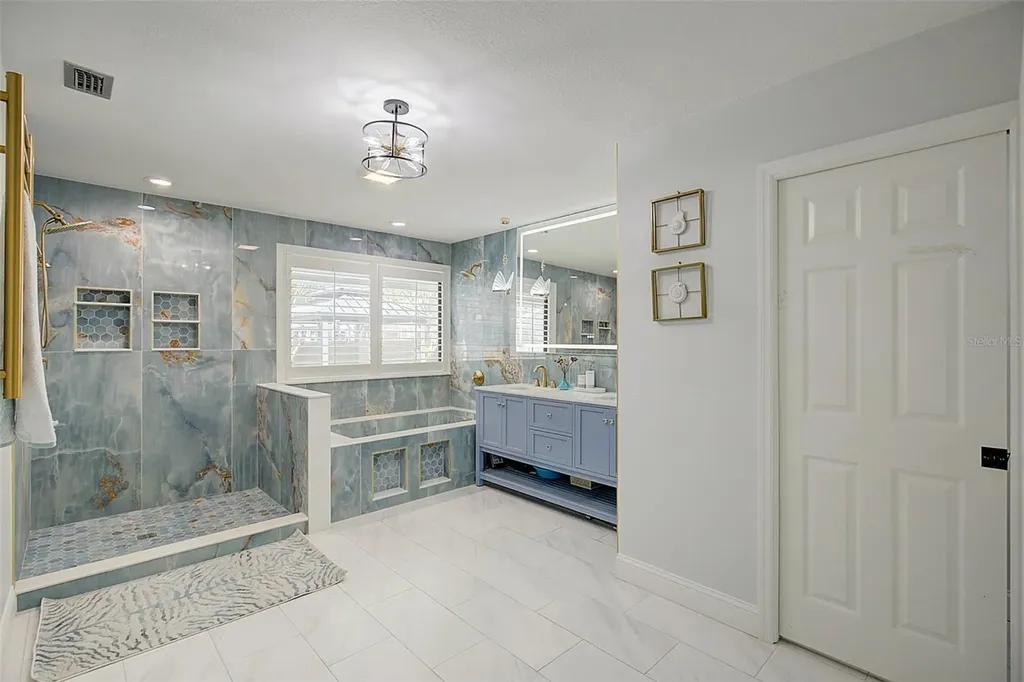 4202 Deepwater Lane Tampa FL 33615
