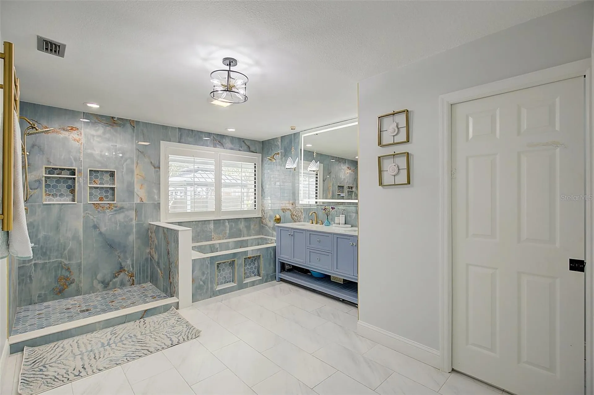 4202 Deepwater Lane Tampa FL 33615