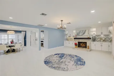 4202 Deepwater Lane Tampa FL 33615
