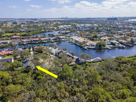 4202 Deepwater Lane Tampa FL 33615