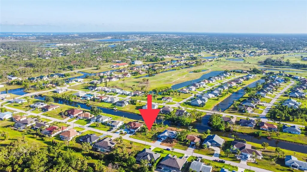 22 Mark Twain Lane Rotonda West FL 33947