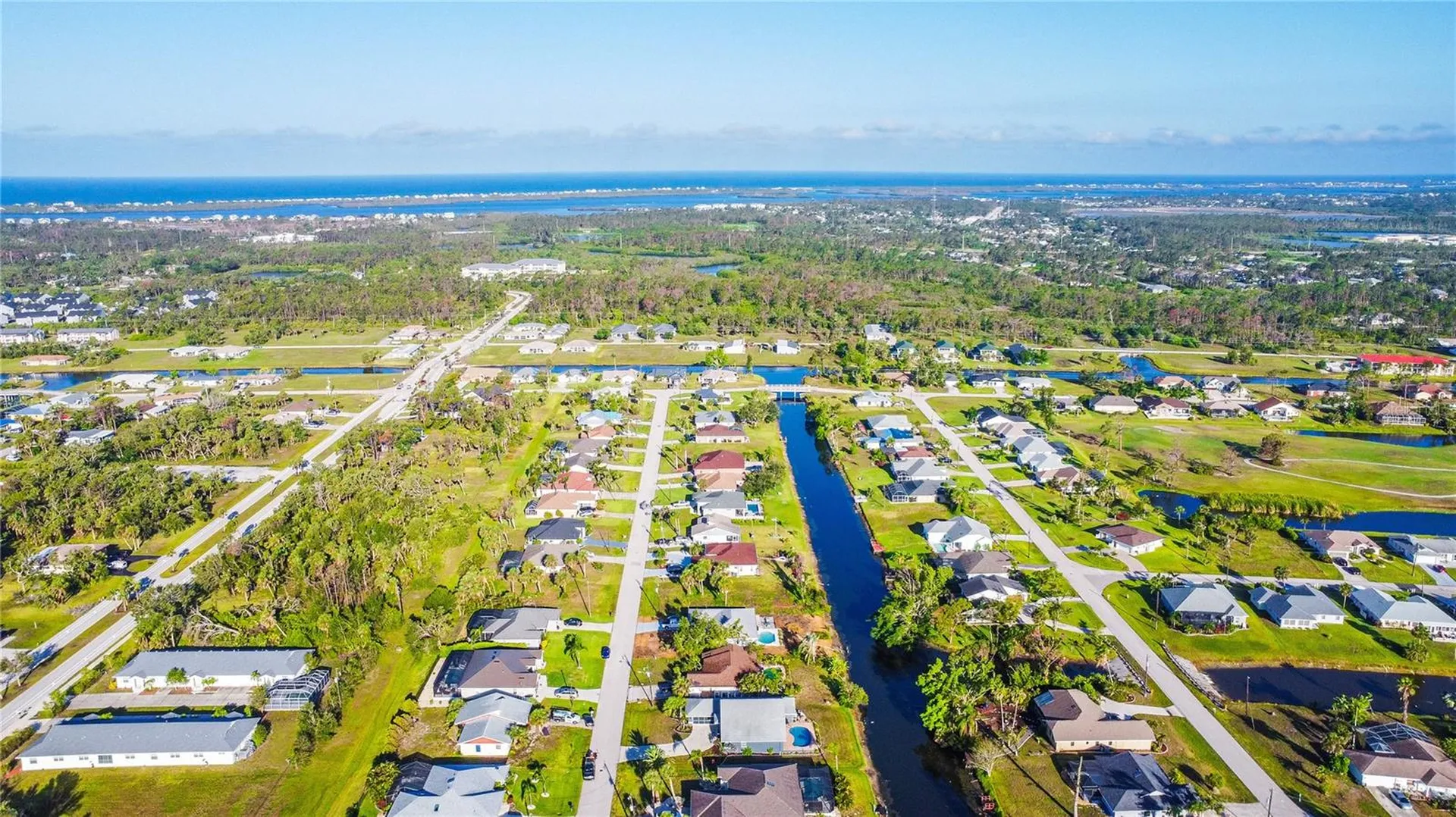 22 Mark Twain Lane Rotonda West FL 33947