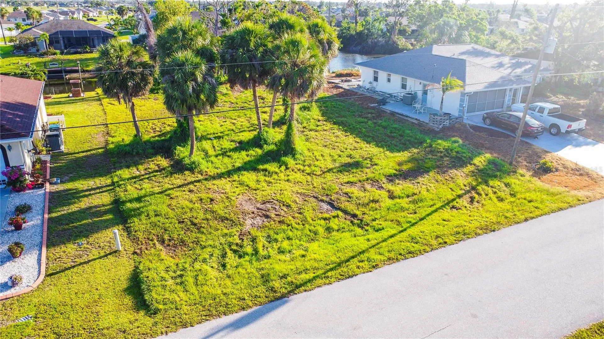 22 Mark Twain Lane Rotonda West FL 33947